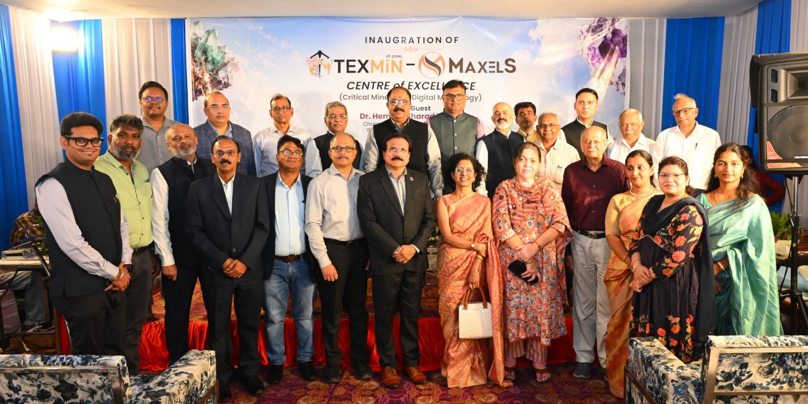 “Dignitaries, distinguished guests and the TEXMiN–MaxelS team pose together during the inauguration of the TEXMiN–MaxelS Centre of Excellence for Critical Minerals & Digital Mineralogy.”